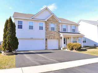 1728 Fiddyment Dr, Romeoville, IL 60446