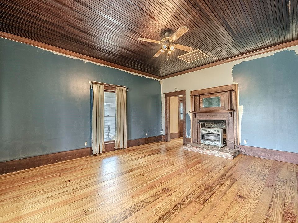 16th image of this home