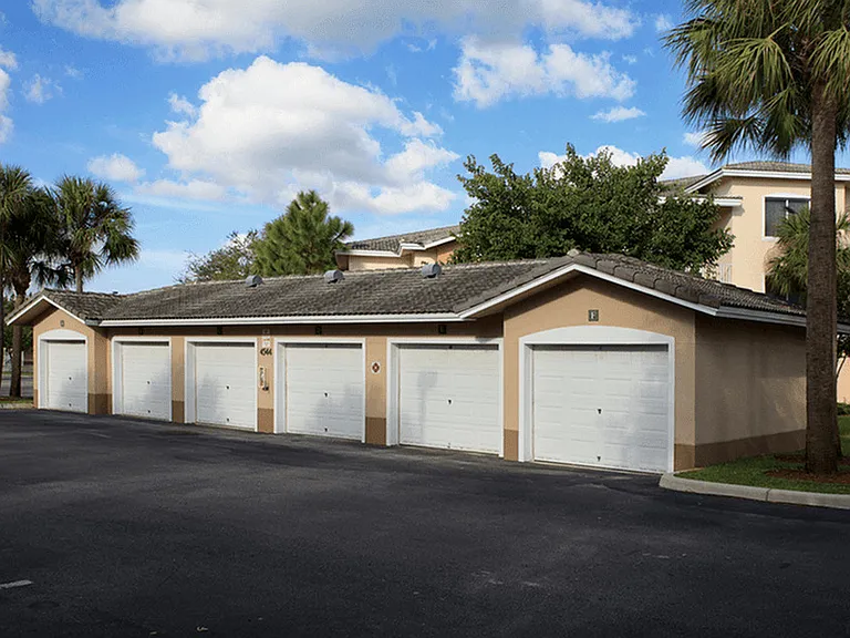 4495 Emerald Vis — Photo 17