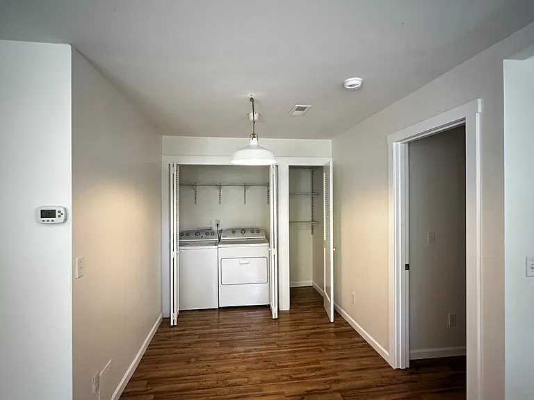 4310 SE 52nd Ave — Photo 10