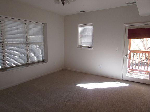 3rd image of 1214 Walnut Ave APT 8