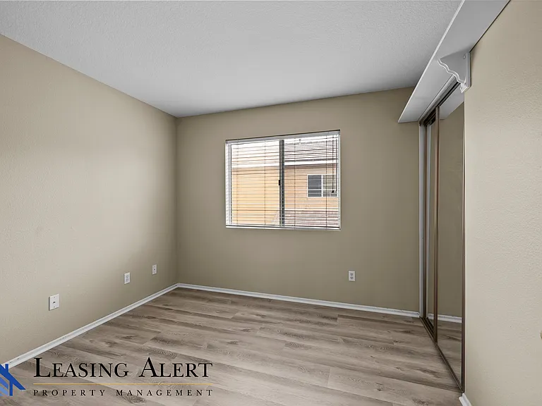 23721 Skycrest Cir — Photo 17