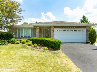 13909 Charleston Dr, Orland Park, IL 60462