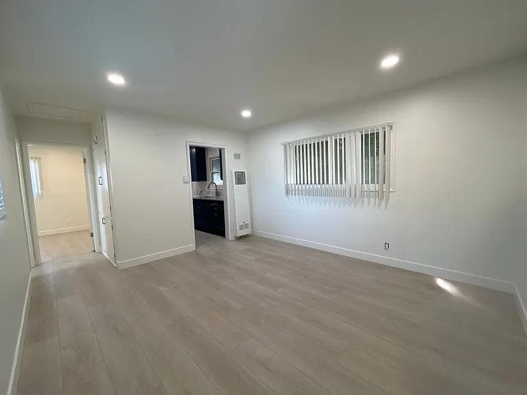 309 Calle Miramar — Photo 6
