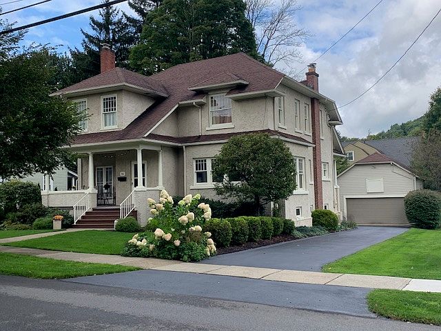 1st image of 56 Pearl St