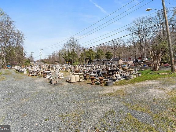 5th image of 3361 Richmond Hwy