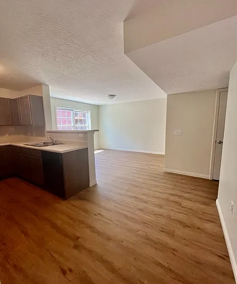 3420 Professional Park Dr — Photo 4