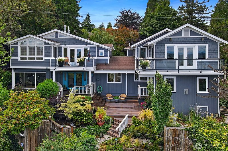 2nd image of 1515 37th Avenue
