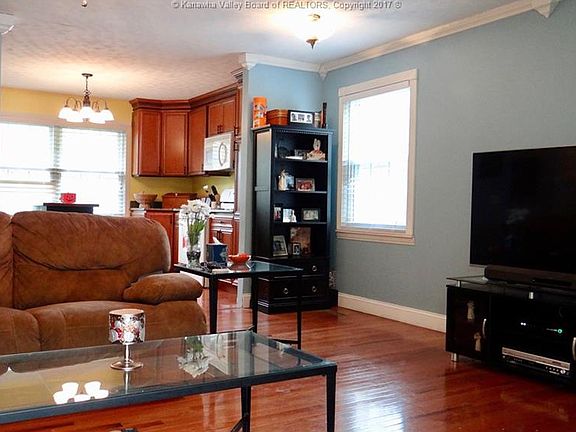 5th image of 1308 Chestnut St