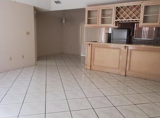 6904 N 7th St, McAllen, TX 78504
