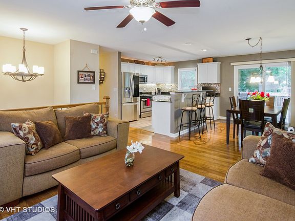 2nd image of 35W907 Crispin Dr