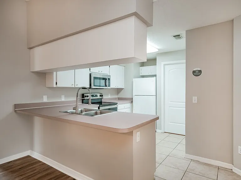 4640 Burlington Rd — Photo 5