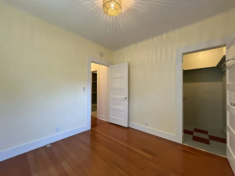 610 NE 79th Ave — Photo 22