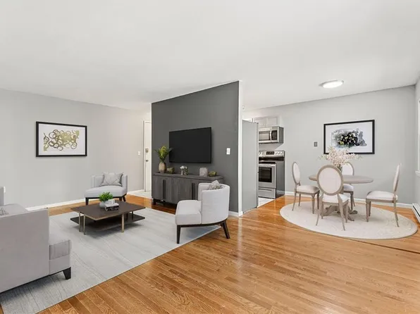 25 Bullocks Point Ave APT 5C, Riverside, RI 02915