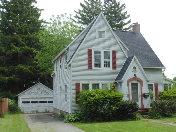 63 Maxwell Ave, Geneva, NY 14456