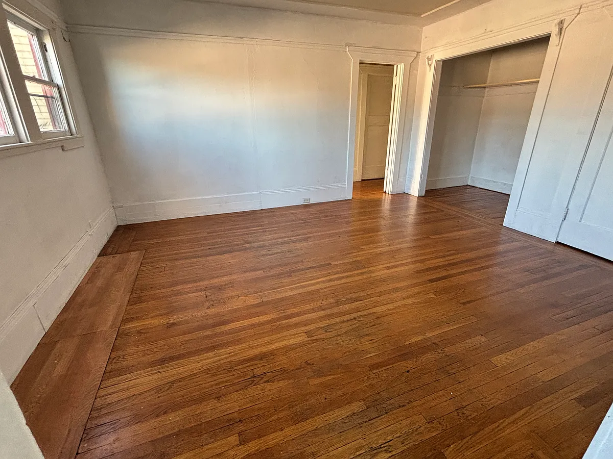 Building Photo - 3729 Penniman Ave #3