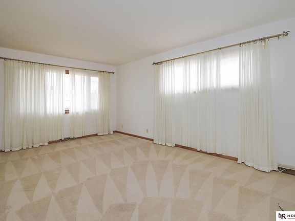 5th image of 4521 Gertie Ave