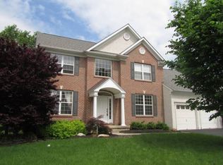 320 Doe Run Rd, Harleysville, PA 19438