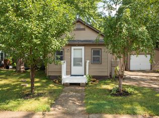 109 S 9th St, Rochelle, IL 61068