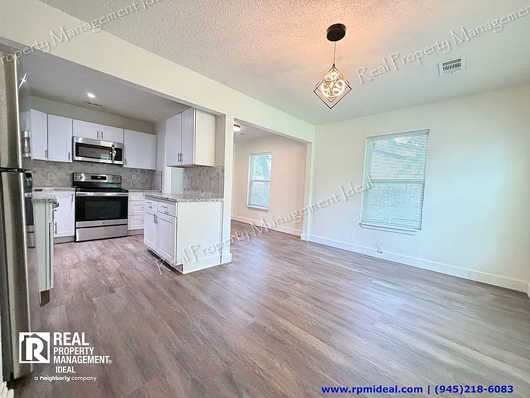 2513 Southland St — Photo 9