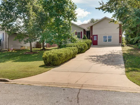 130 Valley Drive, Hollister, MO 65672