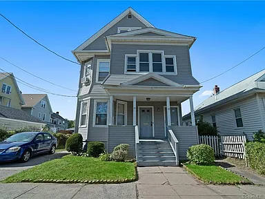 70 Peck Ave West Haven CT | Zillow