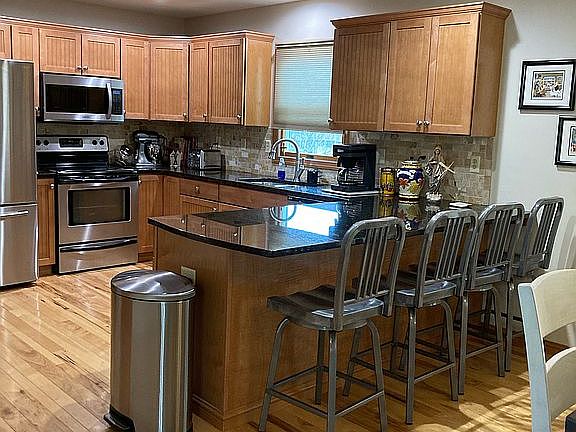 4th image of 107 White Pine Dr