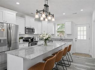 311 Cooper St, Hampton, VA 23669