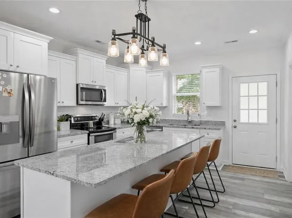 311 Cooper St, Hampton, VA 23669