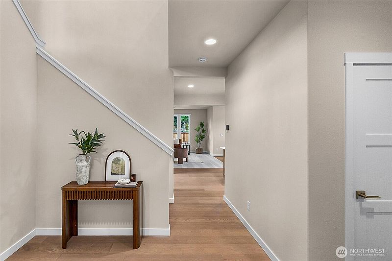 5th image of 4649 Brielle Street SE
