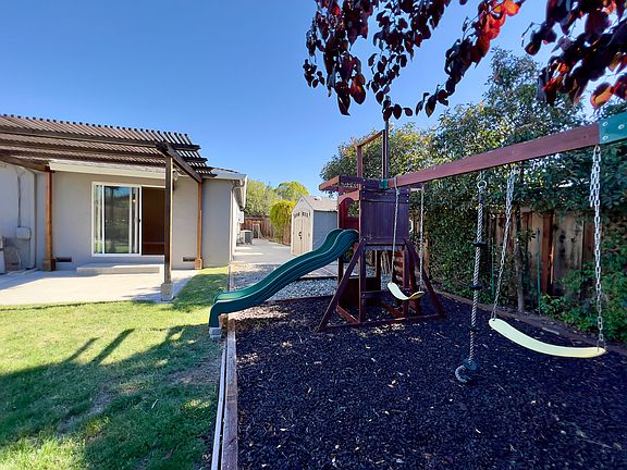 5th image of 5159 Amelia Dr