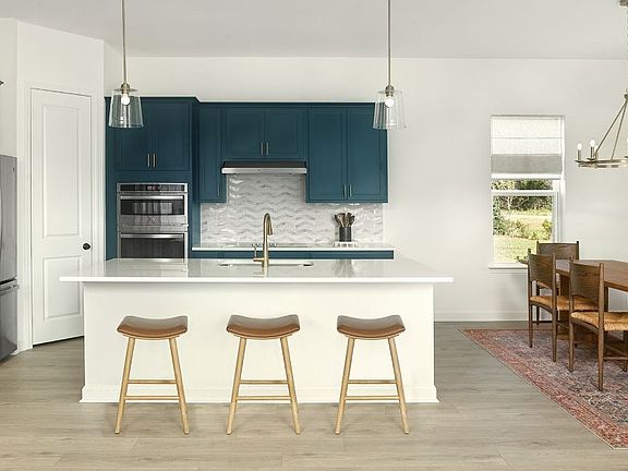 Blue Heron Retreat - Palermo Interior Image 2