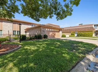 95 One Main Pl, Benbrook, TX 76126