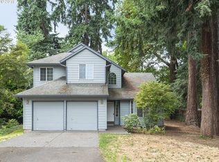 19305 SE River Rd, Milwaukie, OR 97267