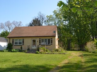 17 Pleasant View Dr, North Chili, NY 14514