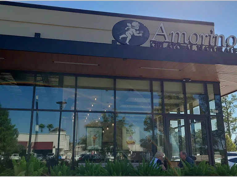 Coffee, bakery, and ice cream shop