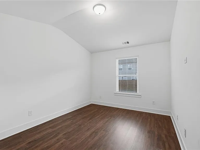 2244 Mulsanne Dr — Photo 26
