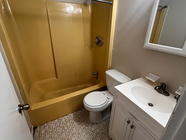308 Elm St #1 — Photo 8