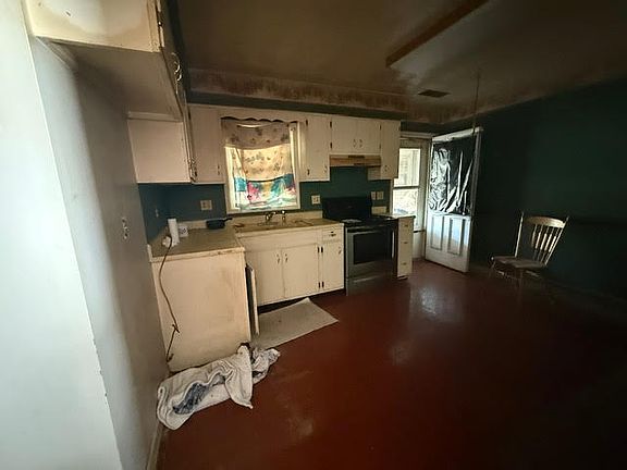 2nd image of 10716 Wengerlawn Rd