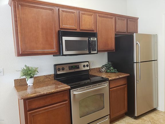 3rd image of 17017 N 12th St Unit 2064