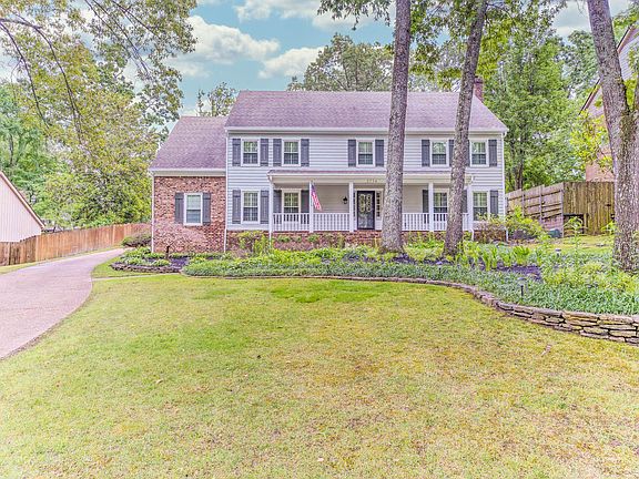 2nd image of 2734 Hunters Forest Dr