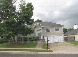 2475 Mountain Dr, Birmingham, AL 35226