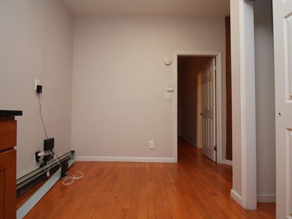 2nd image of 787 Hart St #1B