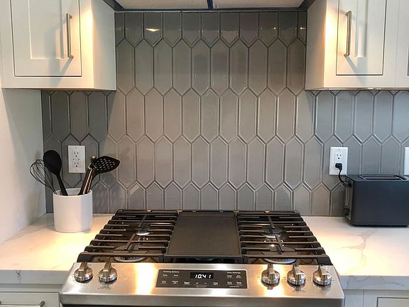 5th image of 1101 E Acacia Ave #12