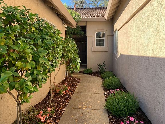 2nd image of 3080 Brackenwood Pl