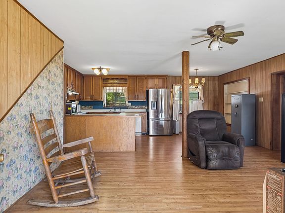 5th image of 1219 Saint Michael Rd
