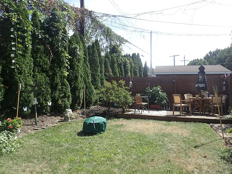 509 Beachgrove Dr — Photo 18