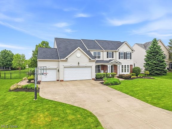 3rd image of 3063 Dunstone Ave