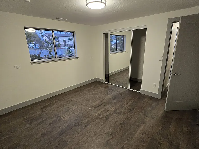 3039 Gunnison Ave #4 — Photo 6