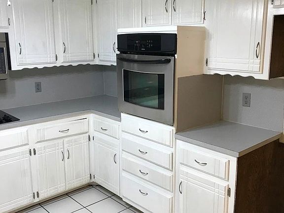 5th image of 1321 NE 20th Pl